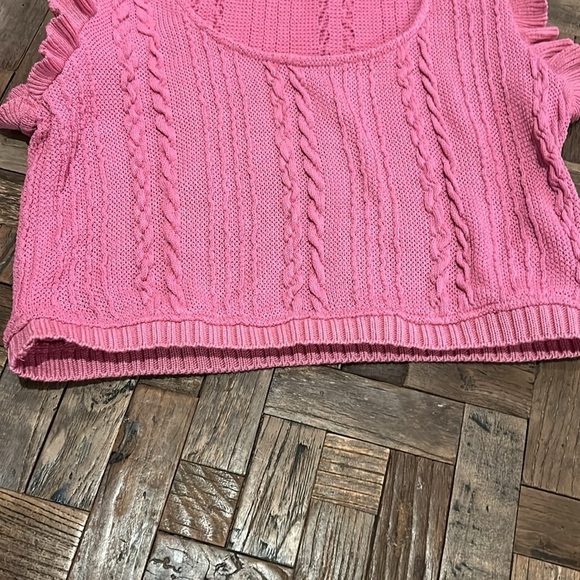 Zara Pink Knit Ruffle Sleeve Crop Top Sweater Vest Size Large - Picture 4 of 5